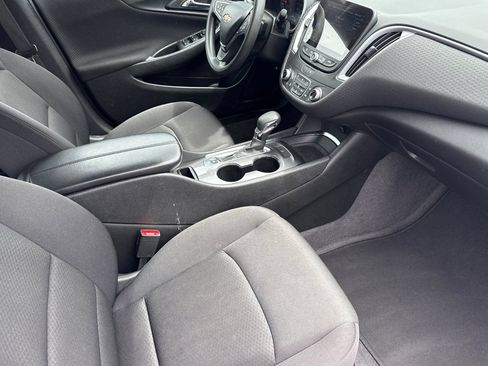 Used 2023 Chevrolet Malibu LT FWD image 22