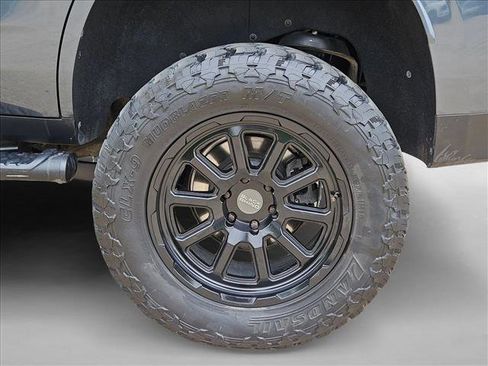 Used 2021 Chevrolet Tahoe Z71 AWD/4WD image 26
