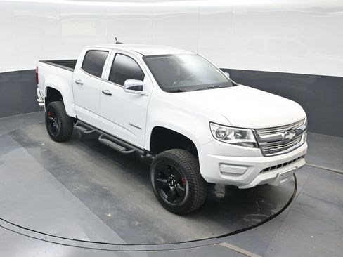 Used 2020 Chevrolet Colorado LT w/ Redline Special Edition image 24