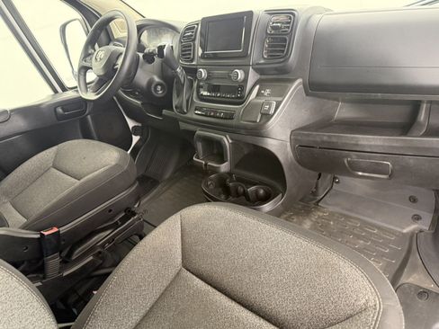Used 2023 RAM ProMaster 2500 FWD image 14