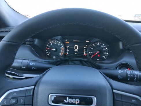 New 2026 Jeep Compass Latitude image 11