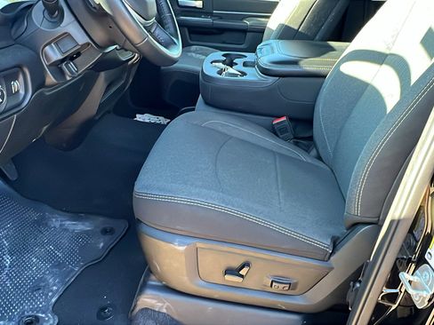 Used 2024 RAM 2500 Big Horn w/ Night Edition image 16