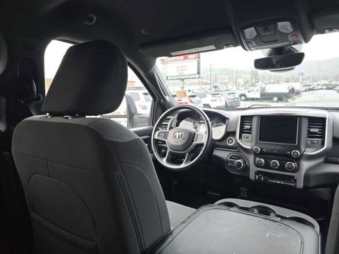 Used 2024 RAM 2500 Big Horn image 11