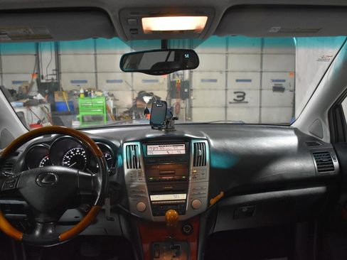 Used 2006 Lexus RX 330 image 37