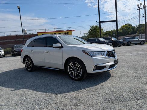 Used 2017 Acura MDX SH-AWD w/ Advance Package image 3