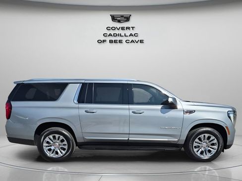 Used 2025 GMC Yukon XL Denali image 11