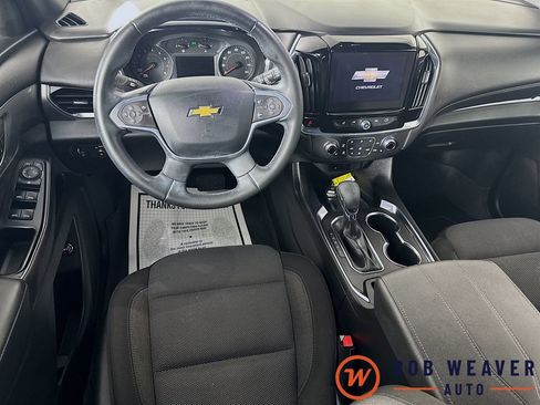 Used 2023 Chevrolet Traverse LT w/ Rear Camera Mirror Package AWD/4WD image 27