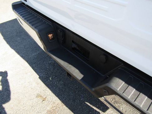 Used 2022 Ford F150 XLT AWD/4WD image 36