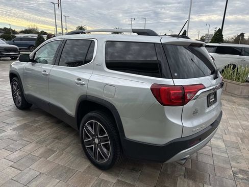 Used 2019 GMC Acadia SLT image 4