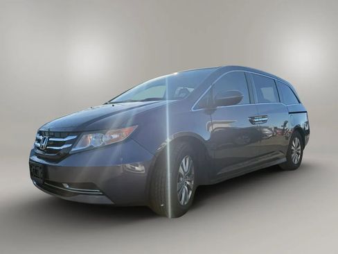 Used 2016 Honda Odyssey SE image 3