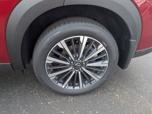 New 2026 Nissan Pathfinder Platinum image 25