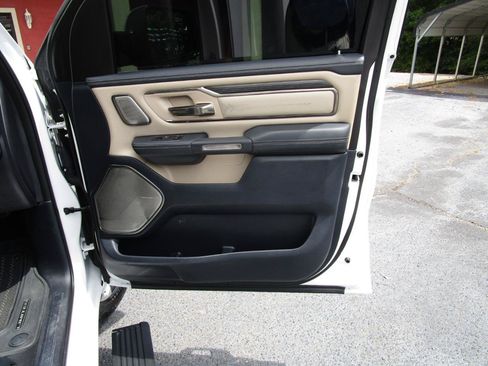 Used 2019 RAM 1500 Limited AWD/4WD image 35
