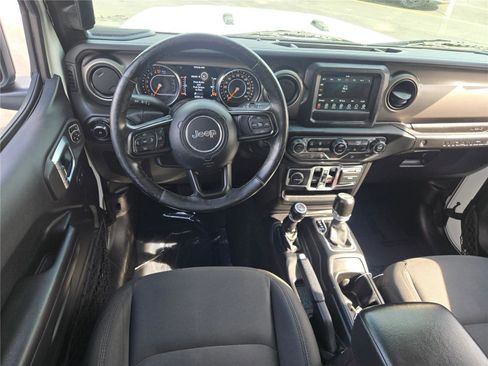 Certified 2018 Jeep Wrangler Unlimited Sport S AWD/4WD image 22