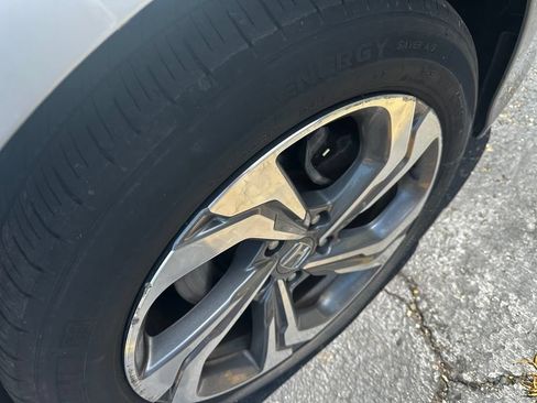Used 2020 Honda Accord EX image 8
