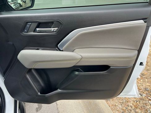 Used 2024 Chevrolet Colorado ZR2 w/ ZR2 Convenience Package III image 27