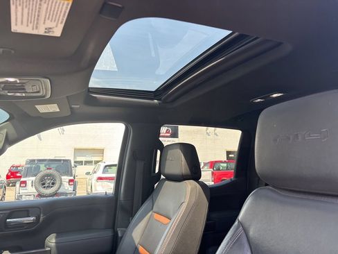 Used 2022 GMC Sierra 1500 AT4 w/ AT4 Premium Package AWD/4WD image 24