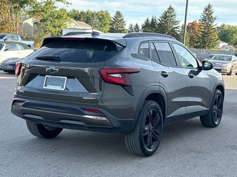 Certified 2024 Chevrolet Trax ACTIV w/ Sunroof Package image 3