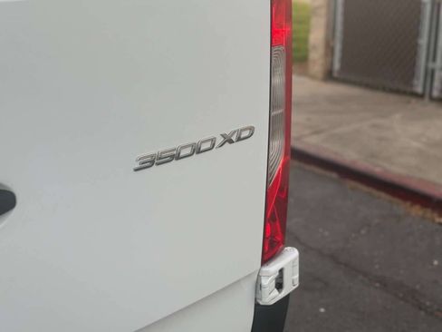 Used 2020 Mercedes-Benz Sprinter 3500 image 47