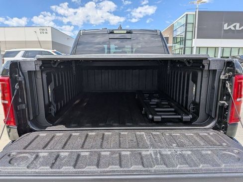 Used 2025 RAM 1500 Limited AWD/4WD image 33
