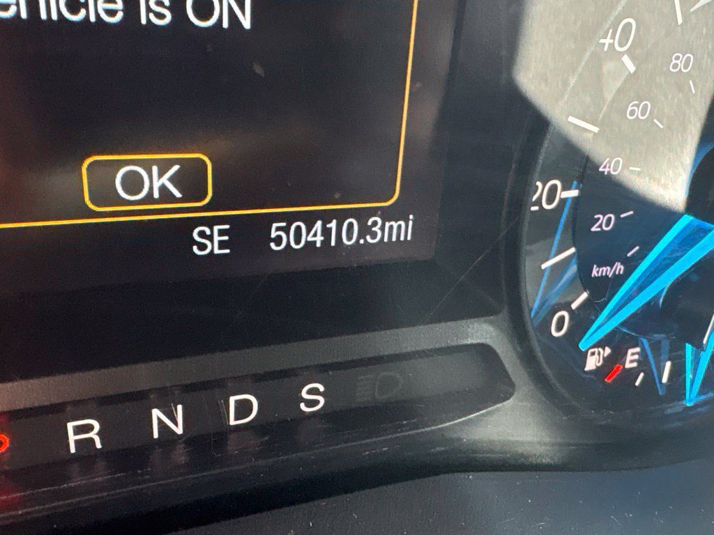 Used 2018 Ford Explorer XLT FWD image 5