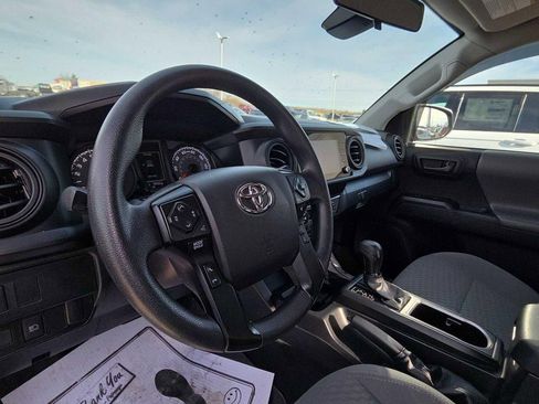 Used 2023 Toyota Tacoma 2WD Access Cab image 9
