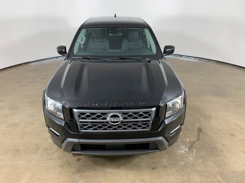 Used 2023 Nissan Frontier SV w/ Technology Package image 4