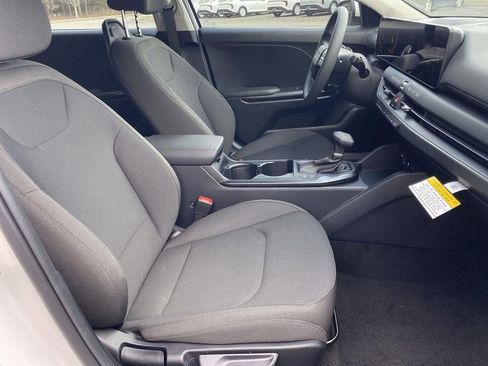 New 2026 Kia K4 LXS image 26