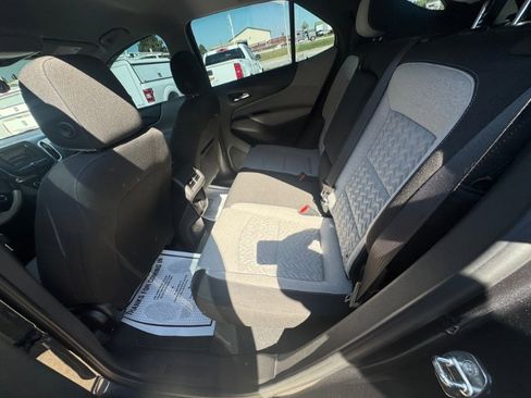 Used 2023 Chevrolet Equinox LS w/ LS Convenience Package image 12