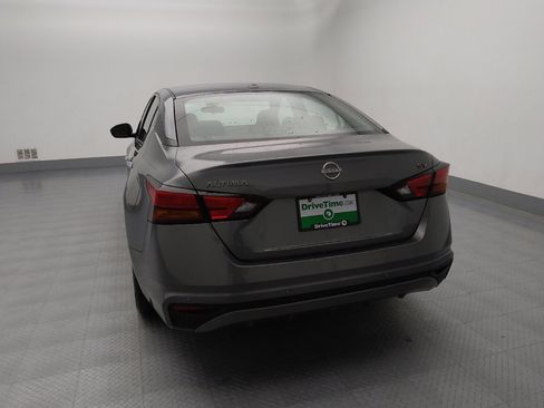 Used 2023 Nissan Altima 2.5 SV image 6