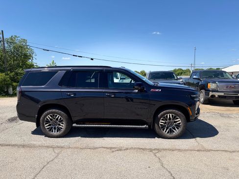 Used 2025 Chevrolet Tahoe Z71 w/ Z71 Off-Road Package AWD/4WD image 2