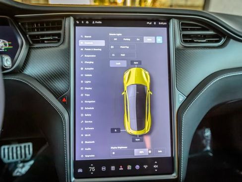 Used 2021 Tesla Model S Performance image 19