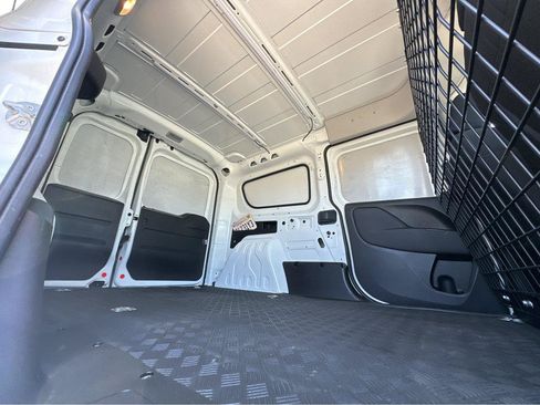 Used 2022 RAM ProMaster City Tradesman FWD image 9