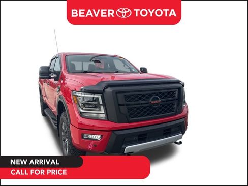 Used 2021 Nissan Titan PRO-4X w/ Pro-4x Convenience Package image 1