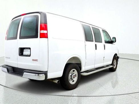Used 2025 GMC Savana 2500 w/ Driver Convenience Package RWD image 5