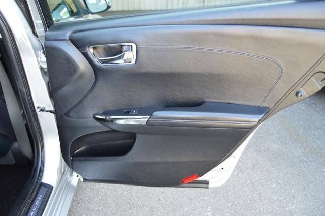 Used 2014 Toyota Avalon Limited FWD image 48