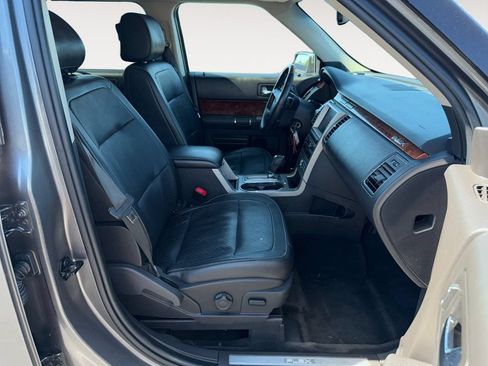 Used 2010 Ford Flex Limited AWD/4WD image 25