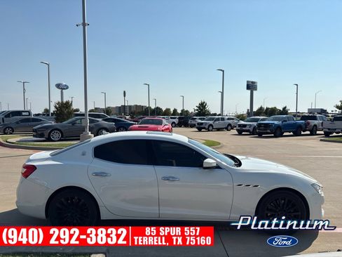 Used 2020 Maserati Ghibli S Q4 AWD/4WD image 26