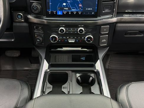 Used 2024 Ford F250 Lariat w/ Lariat Ultimate Package image 34