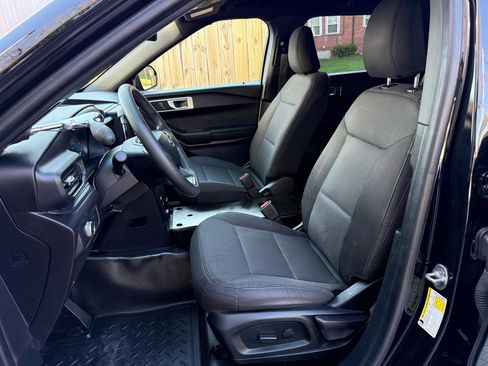 Used 2022 Ford Explorer 4WD Police Interceptor image 3