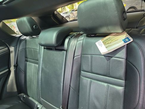 Used 2020 Land Rover Range Rover Evoque SE image 19