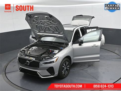 Used 2024 Volvo XC60 B5 Core image 48