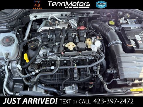 Used 2022 Volkswagen GTI SE FWD image 15