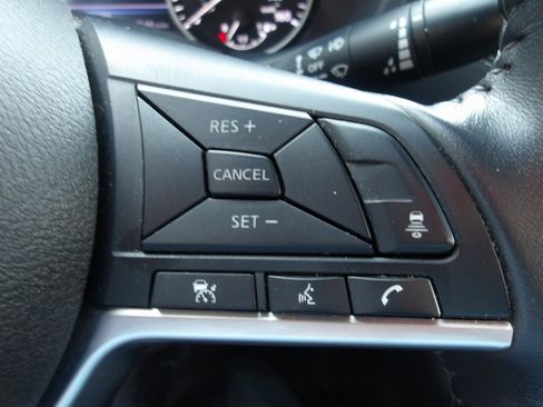 Used 2021 Nissan Sentra SV image 13