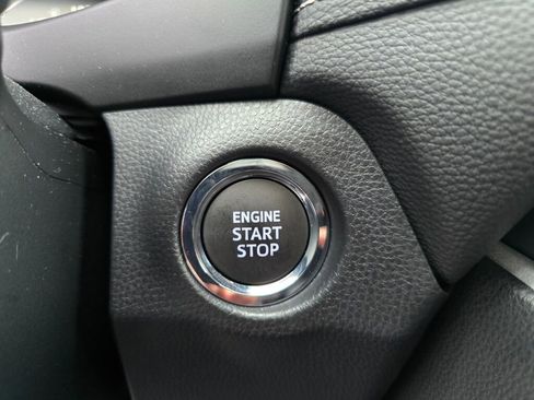 Used 2023 Toyota RAV4 Limited image 24