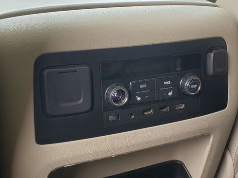 Used 2019 GMC Yukon XL Denali AWD/4WD image 30