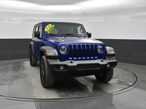 Used 2019 Jeep Wrangler Unlimited Sport S AWD/4WD image 2