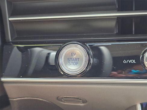 New 2026 Genesis Electrified GV70 Standard image 28