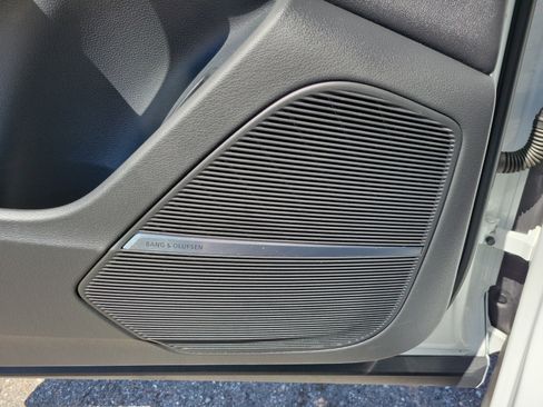 Used 2021 Audi Q8 Premium Plus w/ Premium Plus Package image 20