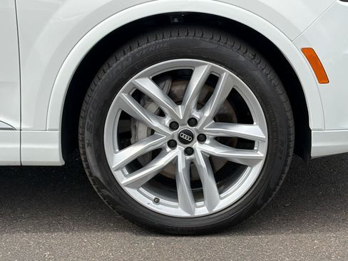 Used 2018 Audi Q7 3.0T Prestige AWD/4WD image 9