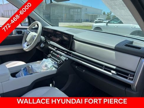 Used 2024 Hyundai Santa Fe SE FWD image 12